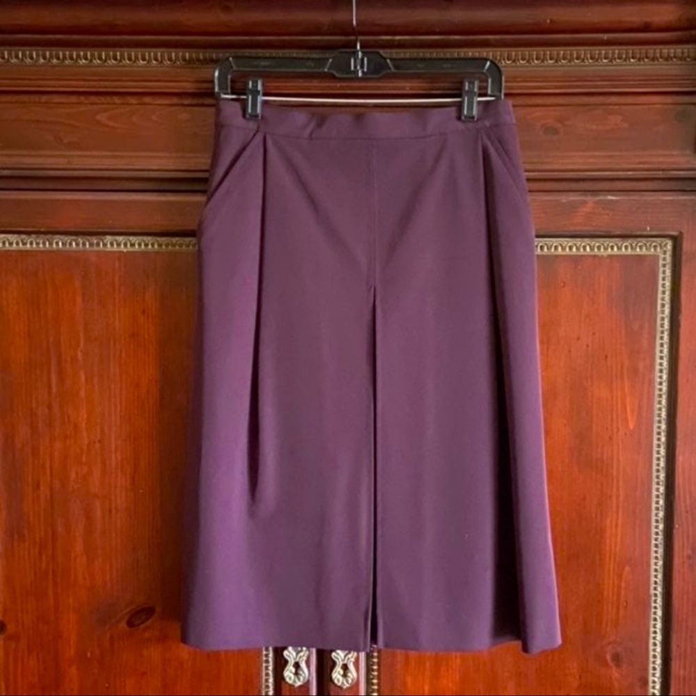 100% AUTHENTIC Prada Purple Mid Length/ Midi Skirt Size 44